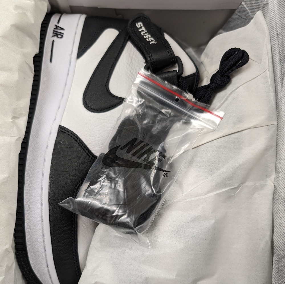 NIB Nike x Stussy Air Force 1 Mid - Size 6.5Y Women 8 - Picture 2 of 11